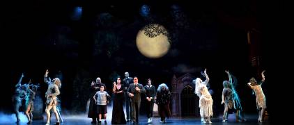 msp-the-addams-family-the-company-photo-credit-ken-jacques-photography-4
